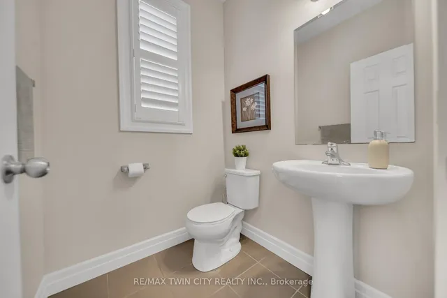Additional image 15 of 536 Landgren Crt