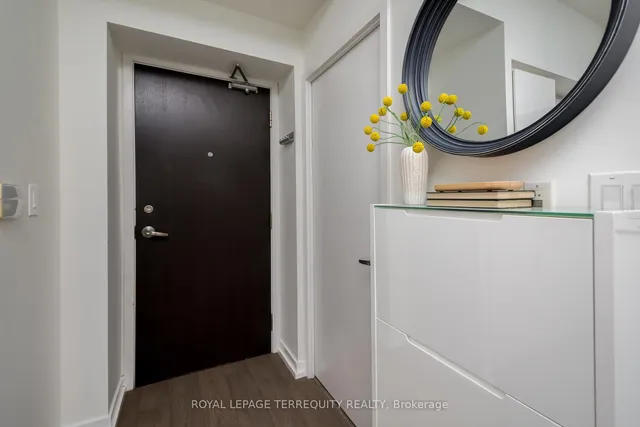 Additional image 6 of 25 Capreol Crt Unit 303