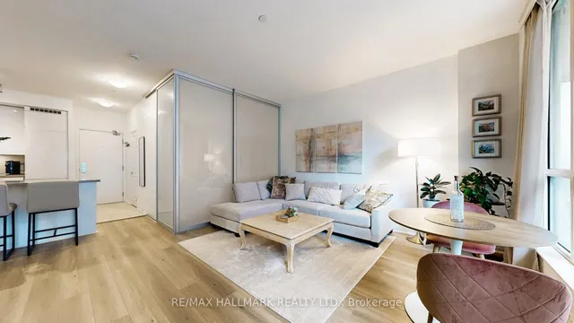 Additional image 12 of 60 Annie Craig Dr Unit 1008