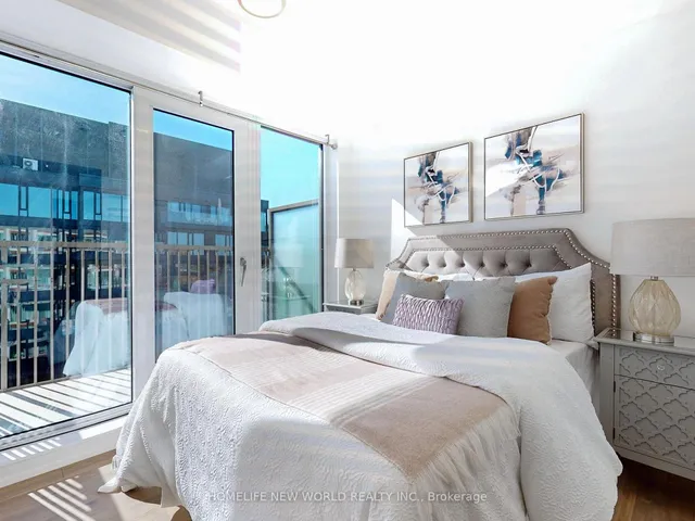 Additional image 22 of 2 Augusta Ave Unit LPH03