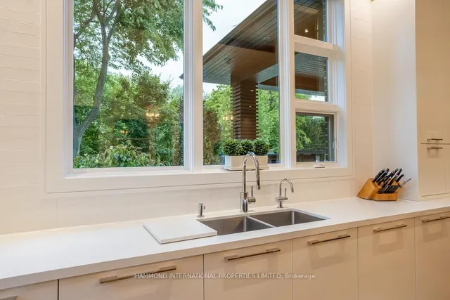 Additional image 16 of 32 Totteridge Rd