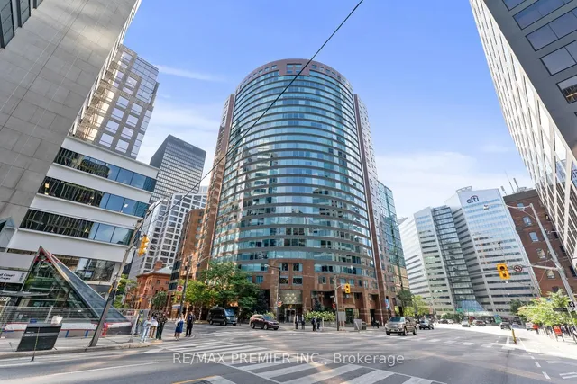 33 University Ave Unit 502