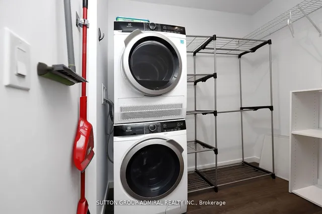 Additional image 9 of 7 Smith Cres Unit 323