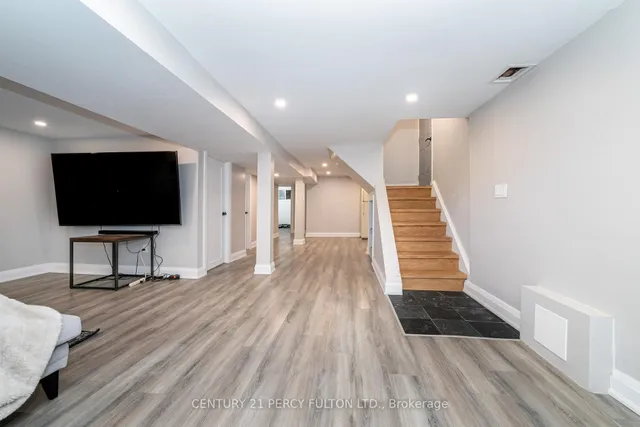 Additional image 30 of 83 Cairnside Cres