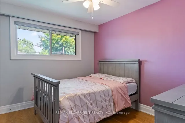 Additional image 19 of 4 Thorpe Rd