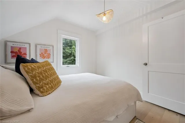 Additional image 18 of 100 Dekay St