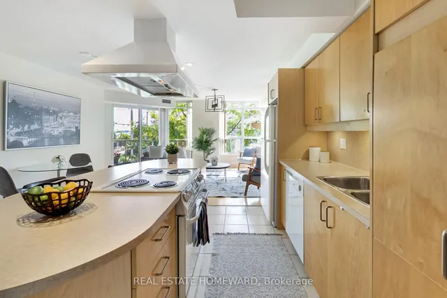 Additional image 9 of 550 Queens Quay Unit 201