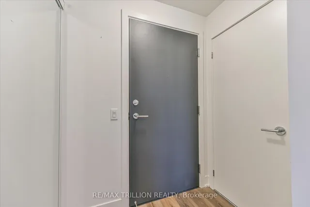 Additional image 7 of 250 Lawrence Ave Unit 801