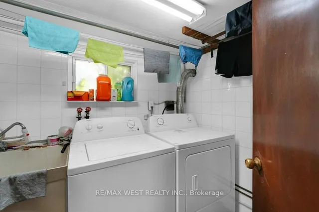 Additional image 29 of 225 Oakwood Ave