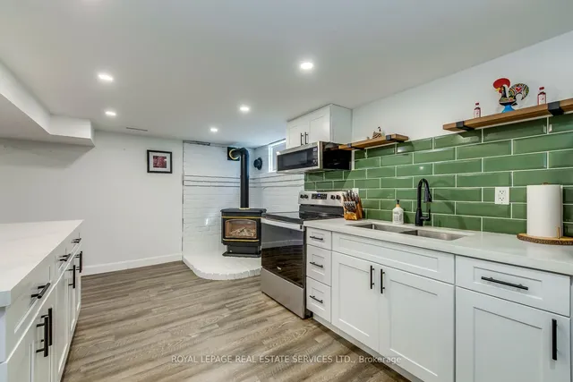 Additional image 32 of 369 Mill St