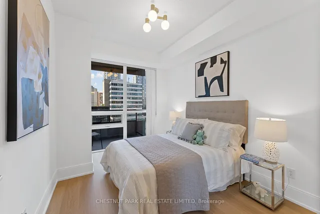 Additional image 17 of 70 Roehampton Ave Unit 719