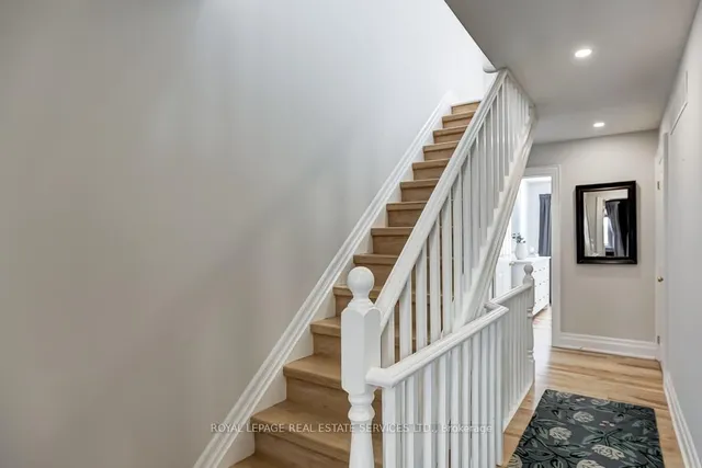 Additional image 30 of 13 Archgate Lane