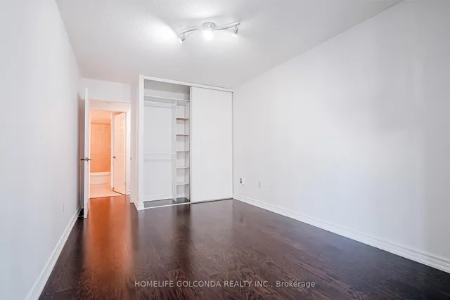 Additional image 14 of 45 Carlton St Unit 1606