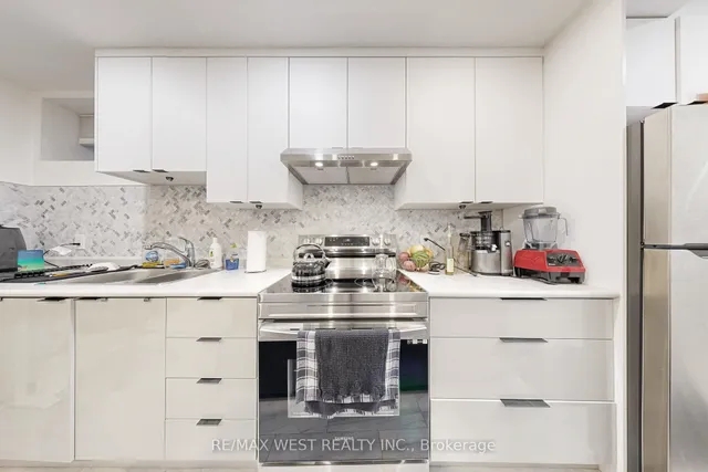 Additional image 43 of 52 Heydon Park Rd