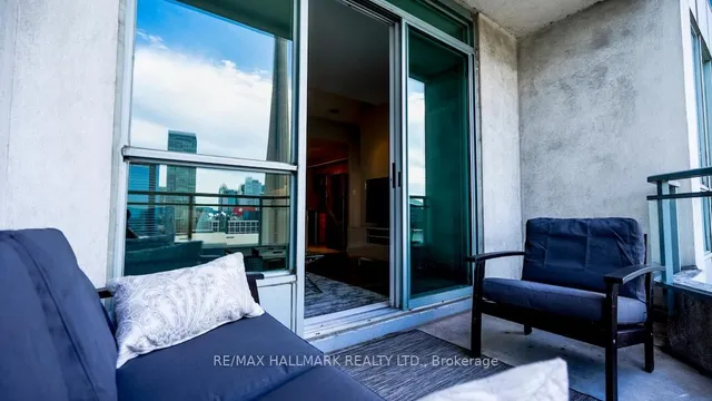 Additional image 6 of 230 Queens Quay Unit 2525