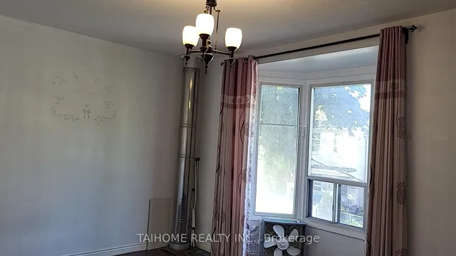 Additional image 7 of 59 Oxford St