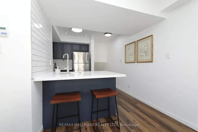 Additional image 8 of 18 Laidlaw St Unit 1005