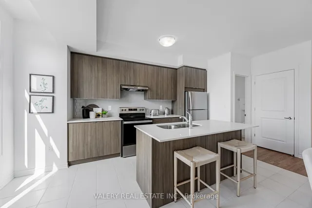 Additional image 13 of 105 Pidgeon St