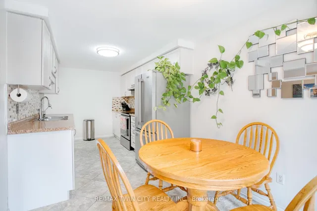 Additional image 23 of 135 Eastforest Tr