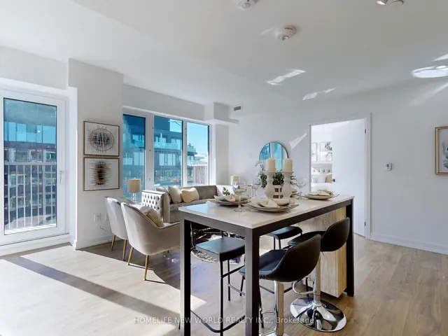 Additional image 15 of 2 Augusta Ave Unit LPH03