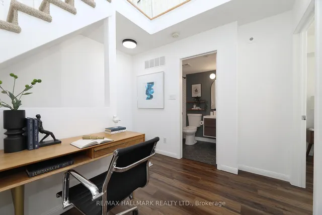 Additional image 31 of 18 Laidlaw St Unit 1005