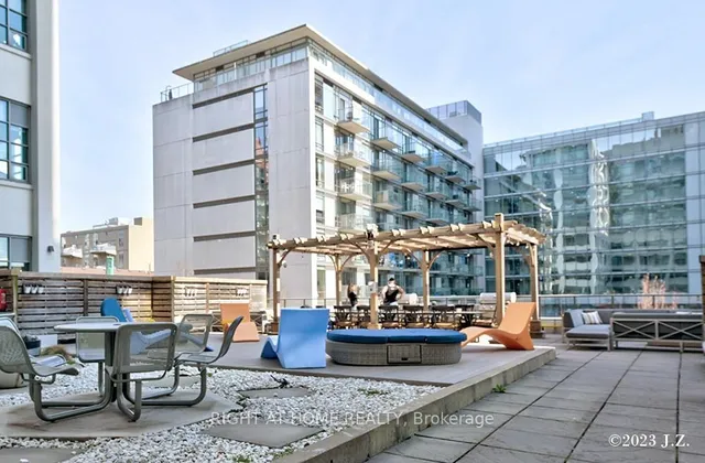 Additional image 20 of 637 Lake Shore Blvd Unit 217