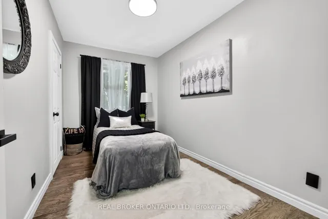 Additional image 13 of 30 Presley Ave