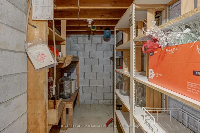 Additional image 42 of 41 Whitley Ave