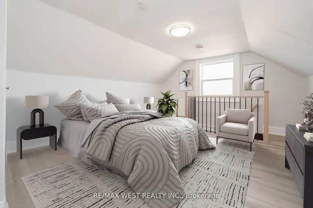 Additional image 37 of 115 Edwin Ave