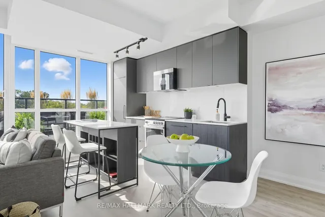 Additional image 6 of 2369 Danforth Ave Unit 513