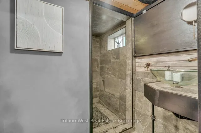 Additional image 34 of 18 St. Clair Ave