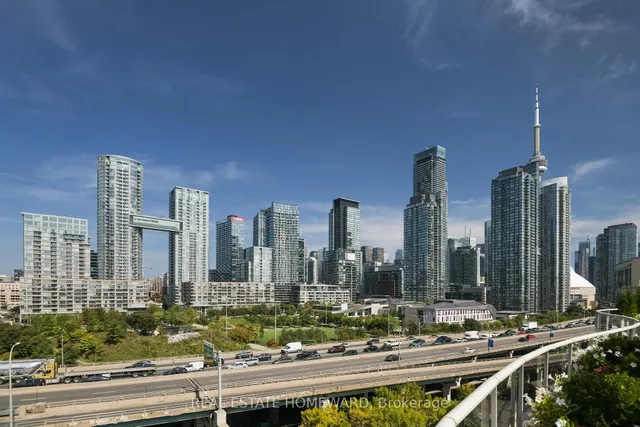 Additional image 38 of 550 Queens Quay Unit 201