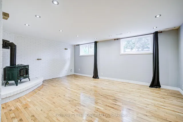 Additional image 35 of 25 Carrol St