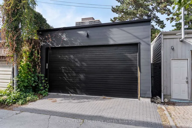 Additional image 37 of 43 Summerhill Ave