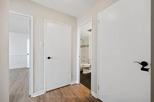 Additional image 32 of 362 The East Mall Unit 1907