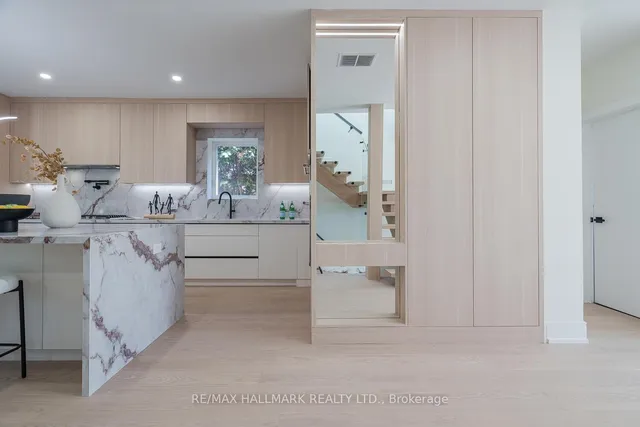 Additional image 23 of 116 Kennard Ave