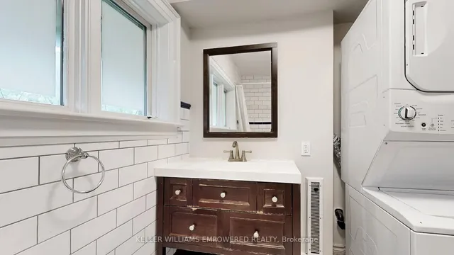 Additional image 28 of 107 Lawrence Cres