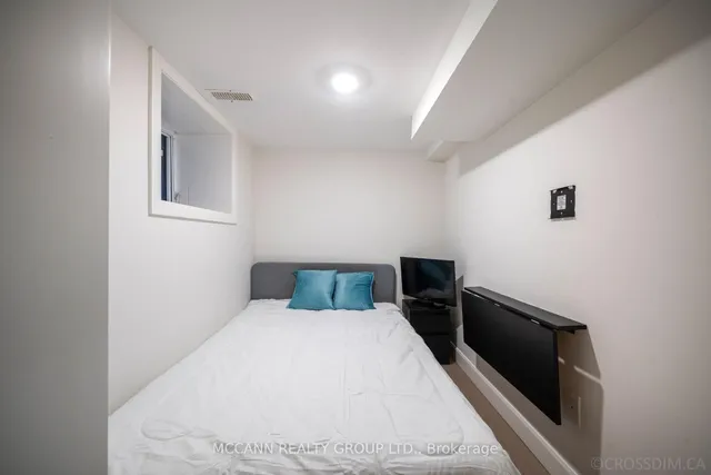 Additional image 36 of 217 Pearson Ave