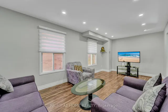 Additional image 8 of 105 Hupfield Tr