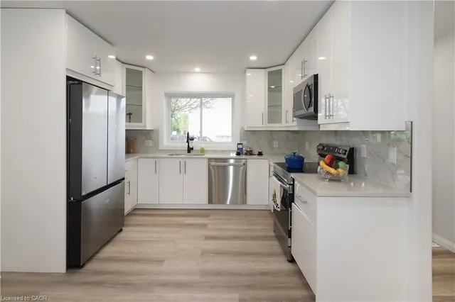 Additional image 14 of 50 Westmount Rd Unit 8