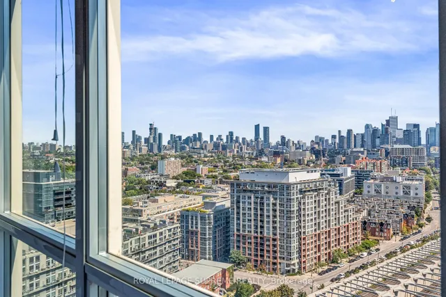 Additional image 28 of 125 Western Battery Rd Unit 2305