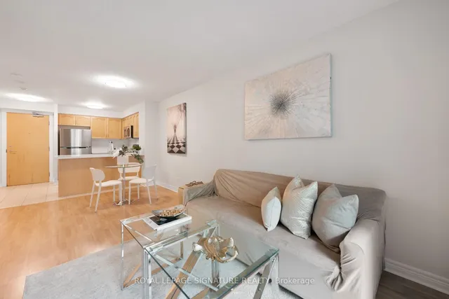 Additional image 29 of 212 Eglinton Ave Unit 605