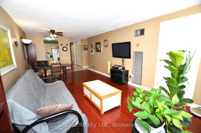 Additional image 9 of 10 Tapscott Rd Unit 1213