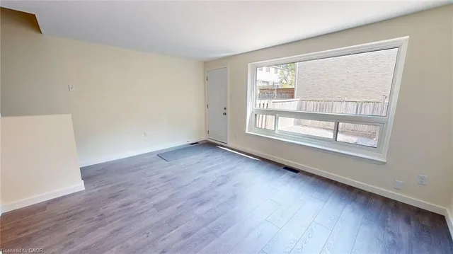 Additional image 16 of 280 Thaler Ave Unit 14