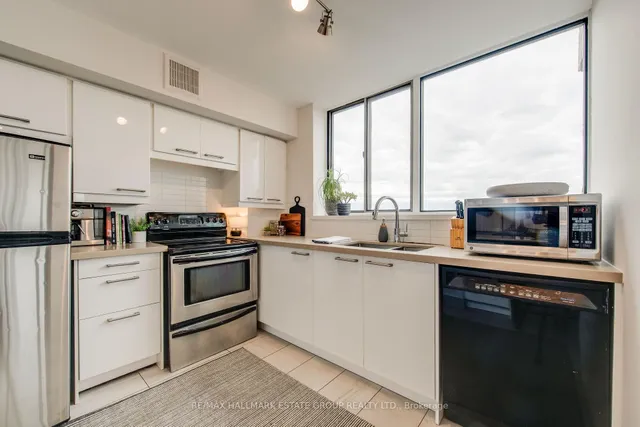 Additional image 10 of 270 Queens Quay Unit 1102