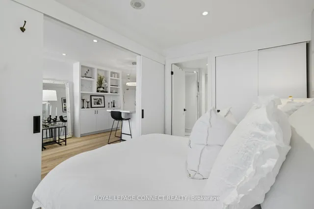 Additional image 8 of 208 Queens Quay Unit 1504