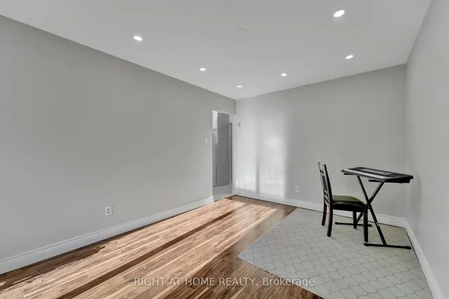 Additional image 11 of 105 Hupfield Tr