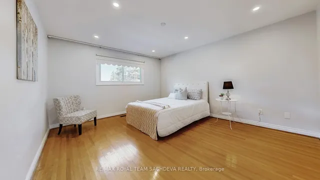 Additional image 33 of 34A Orchard Park Dr