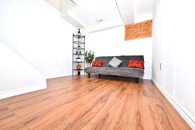 Additional image 16 of 119 Briarwood Ave