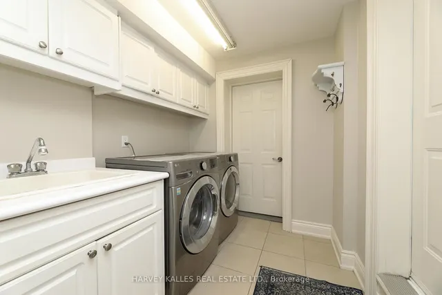 Additional image 30 of 370 Douglas Ave